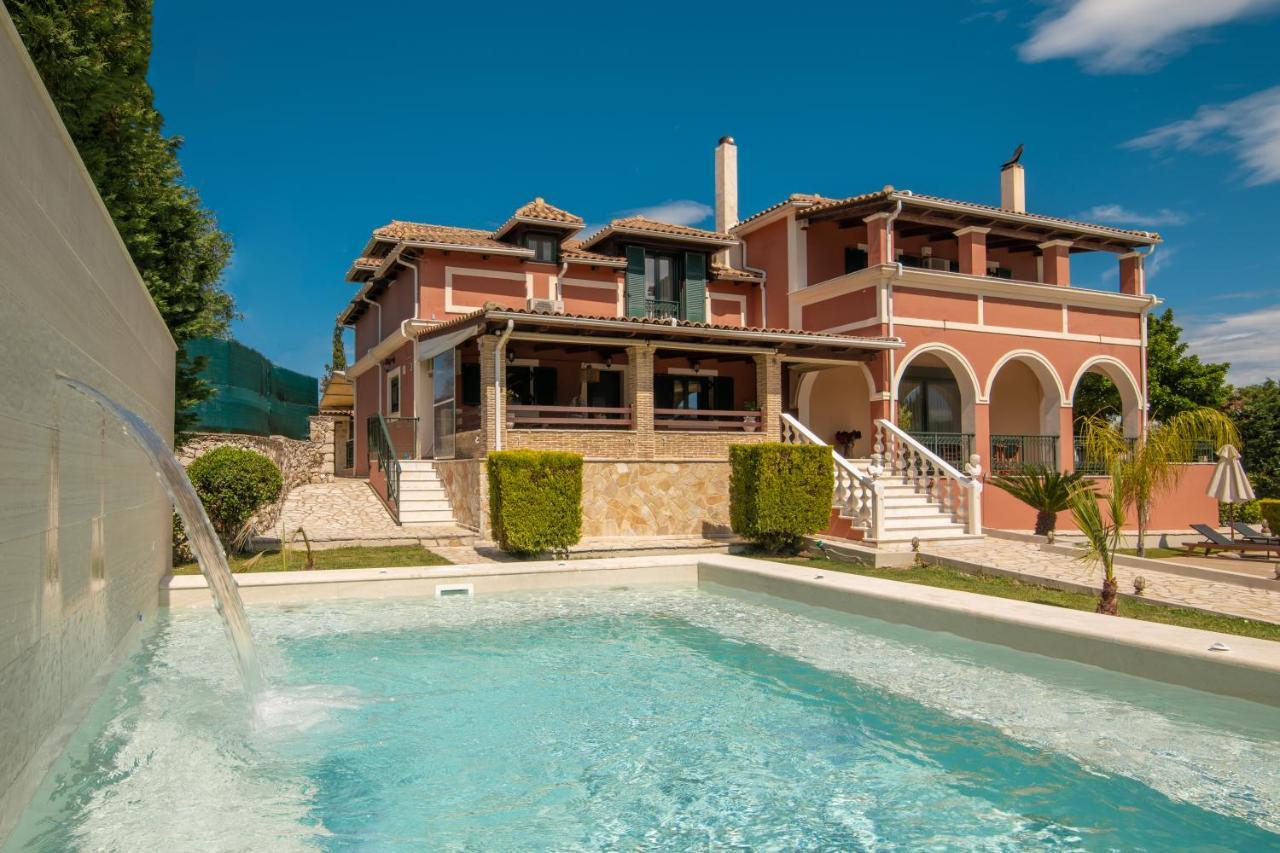 Amalthia Villa Mouzákion Exteriör bild
