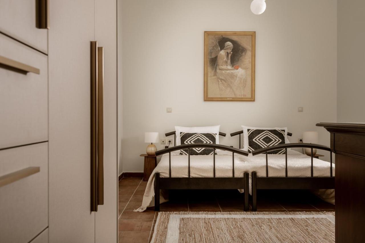 Amalthia Villa Mouzákion Exteriör bild