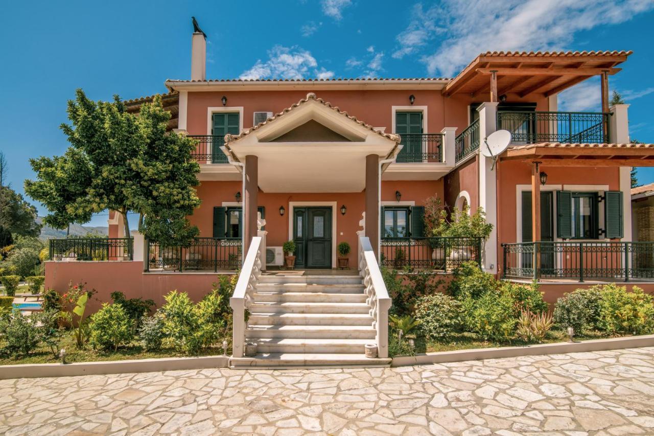 Amalthia Villa Mouzákion Exteriör bild