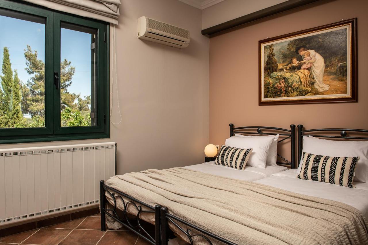 Amalthia Villa Mouzákion Exteriör bild