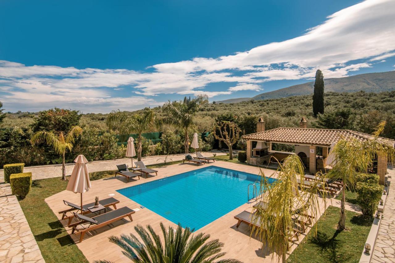 Amalthia Villa Mouzákion Exteriör bild